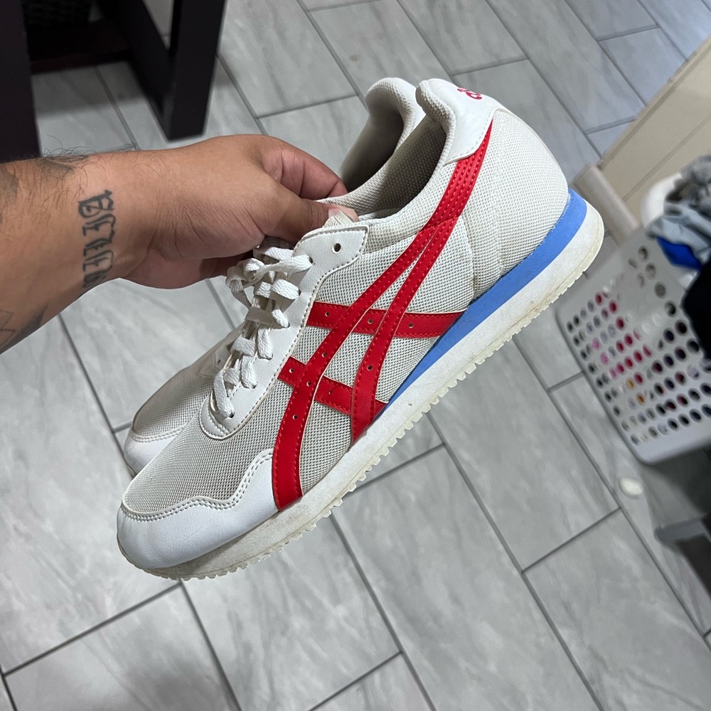 ASICS shoe